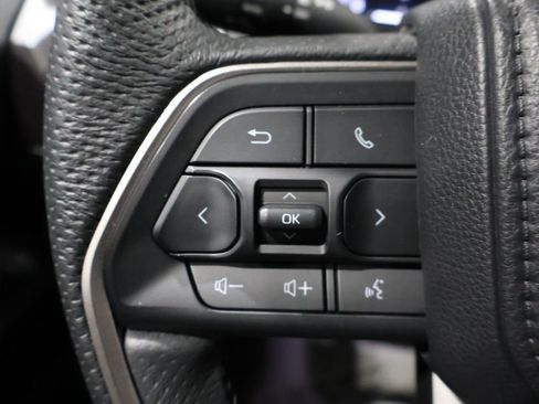 Used 2025 Toyota Tacoma TRD Off-Road image 34