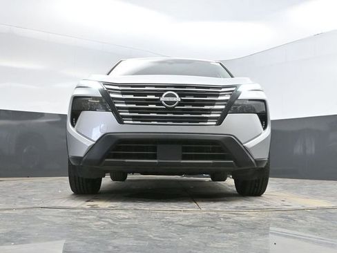 Used 2025 Nissan Rogue SV AWD/4WD image 48