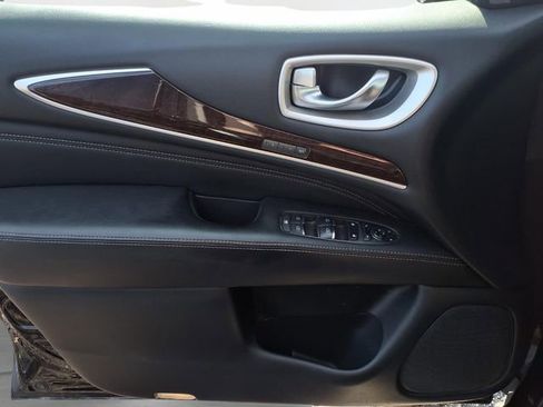 Used 2019 INFINITI QX60 Luxe w/ Sensory Package image 19