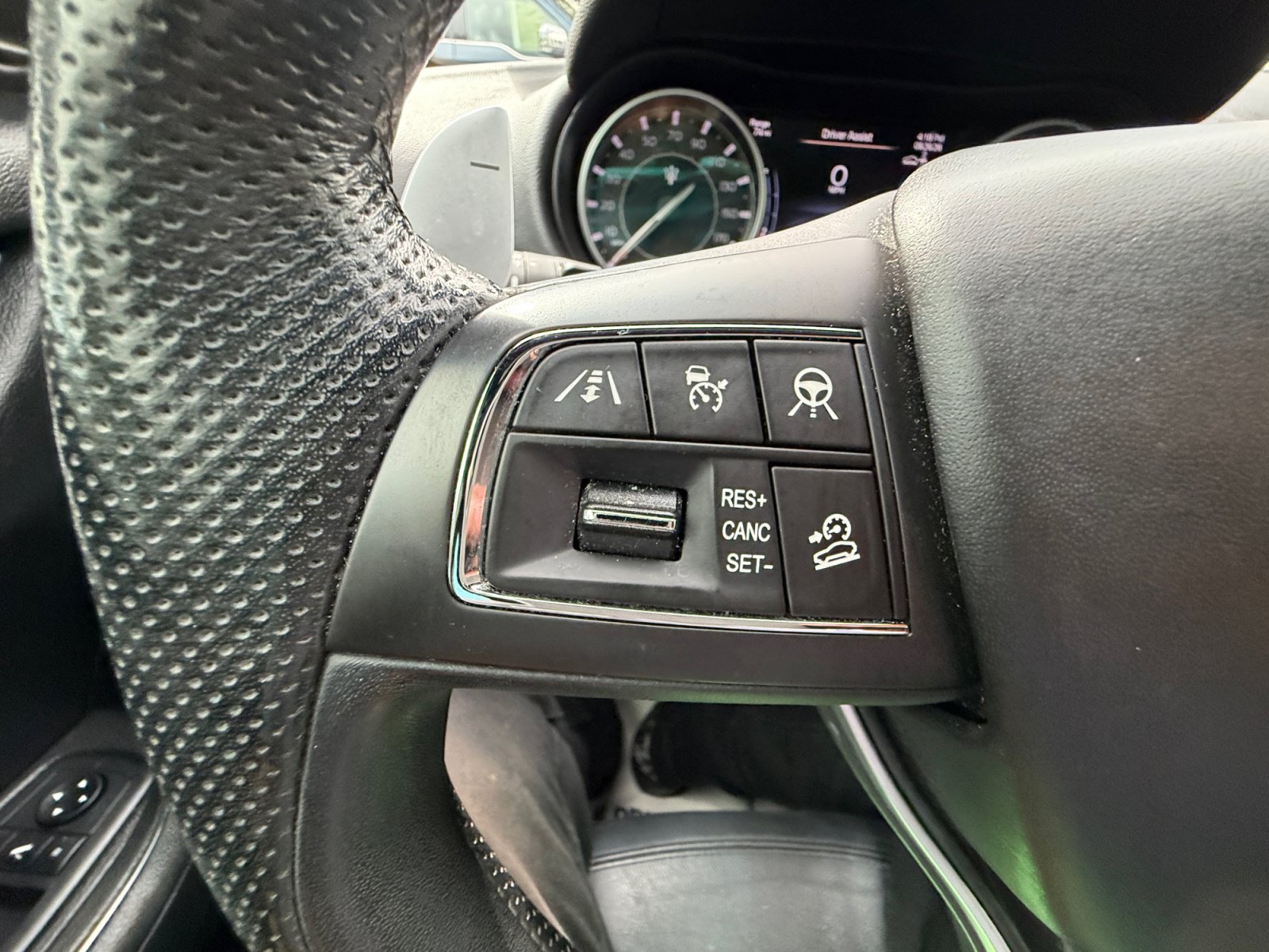 Used 2023 Maserati Levante Modena AWD/4WD image 24