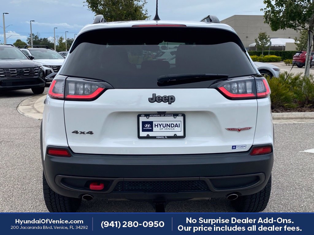 Used 2022 Jeep Cherokee Trailhawk w/ Premium Leather Package AWD/4WD image 32