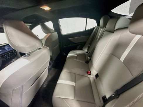 Used 2026 Toyota Camry SE w/ Multimedia Upgrade Package FWD image 23