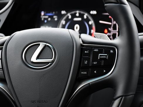 New 2025 Lexus ES 350 Luxury image 23