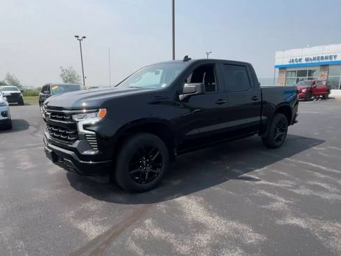 Certified 2023 Chevrolet Silverado 1500 RST w/ Z71 Off-Road Package AWD/4WD image 4