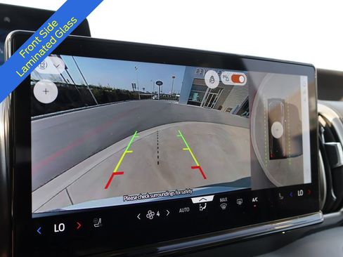 Used 2025 Ford Expedition Active image 37