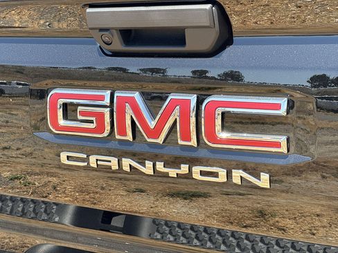 New 2026 GMC Canyon Elevation RWD image 26