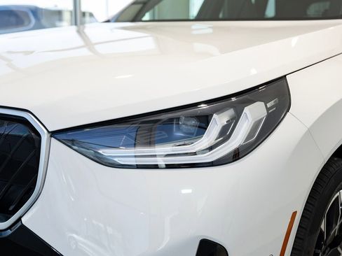 New 2026 BMW X3 xDrive30 w/ M Sport Package image 8