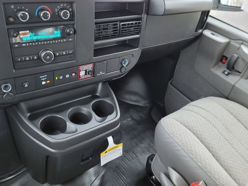 New 2025 Chevrolet Express 2500 Work Van w/ Driver Convenience Package image 23