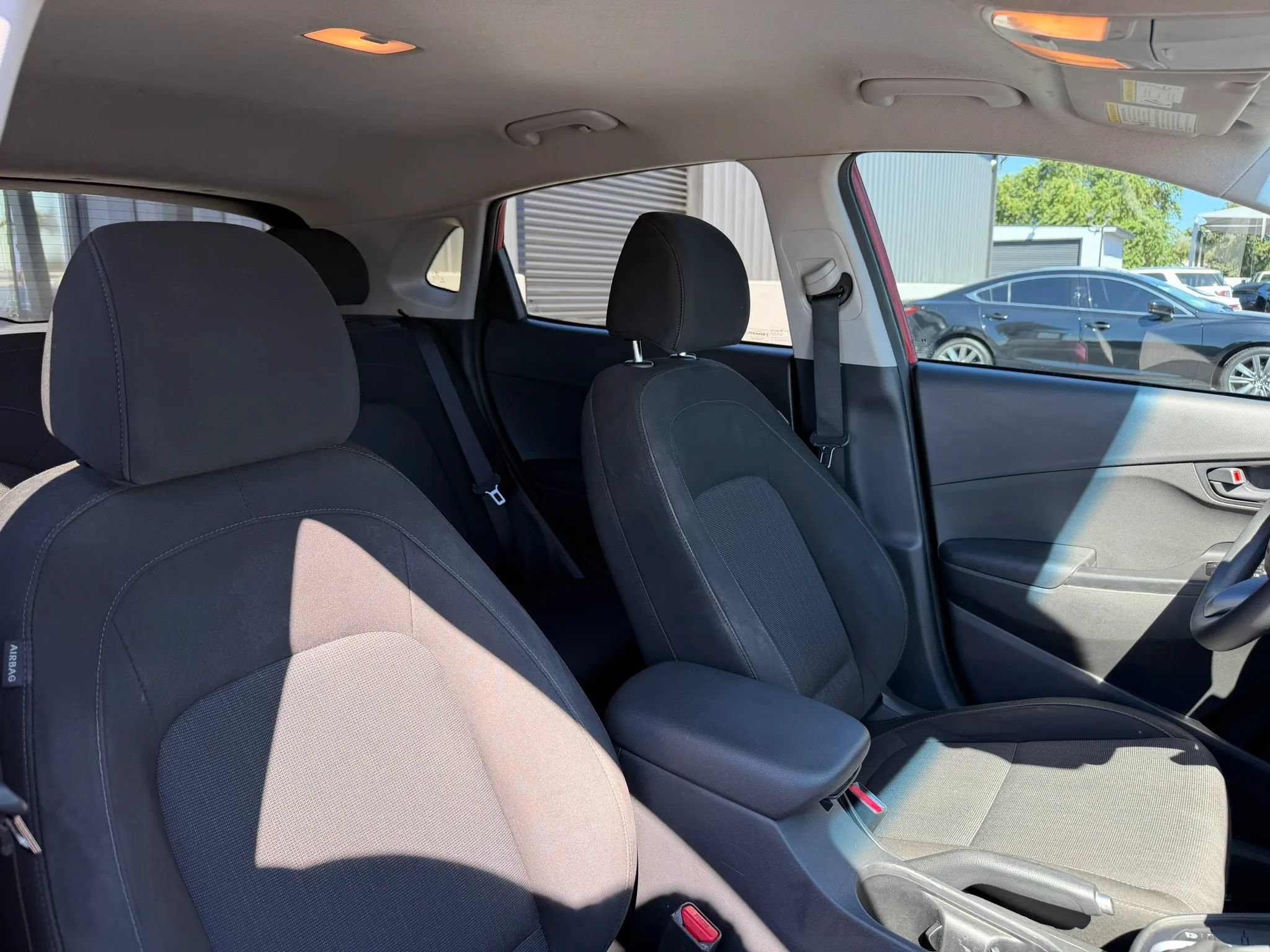 Used 2022 Hyundai Kona SEL FWD image 30