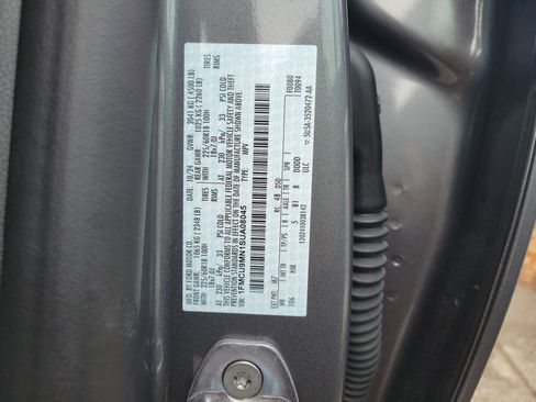 Used 2025 Ford Escape ST-Line w/ Tech Pack #1 AWD/4WD image 30