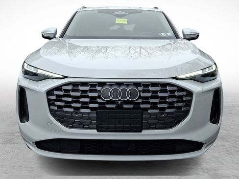 Used 2025 Audi Q5 Premium Plus image 2