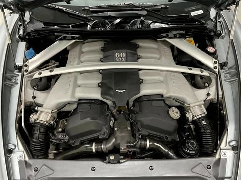 Used 2011 Aston Martin Rapide RWD image 35
