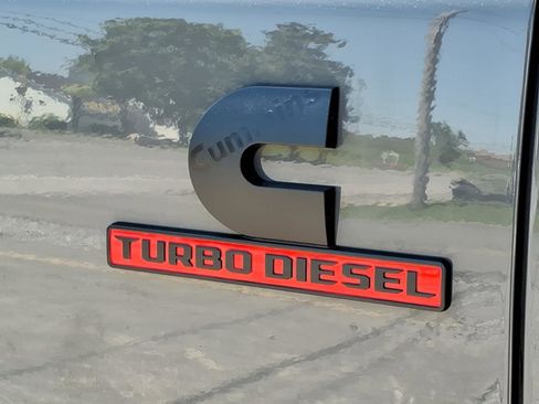 Used 2026 RAM 2500 Laramie w/ Night Edition AWD/4WD image 30