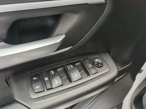 Used 2021 RAM 1500 Big Horn image 41