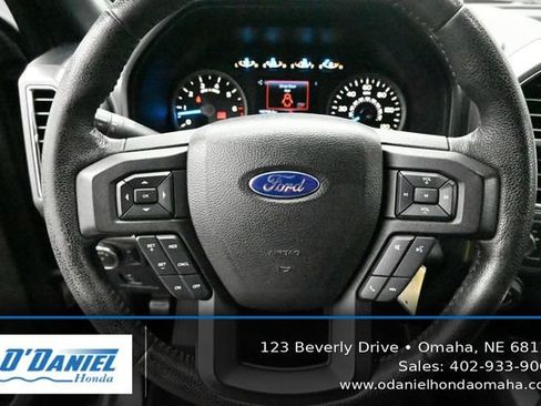 Used 2016 Ford F150 XLT w/ Equipment Group 302A Luxury AWD/4WD image 28