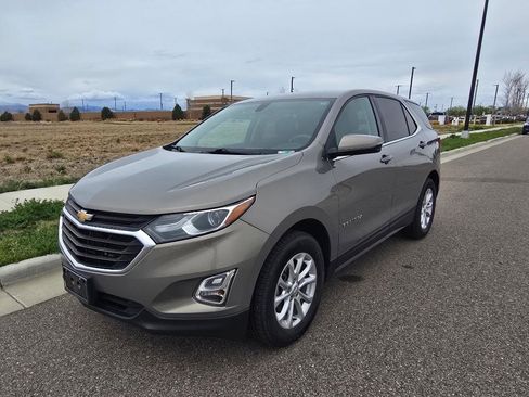 Used 2018 Chevrolet Equinox LT image 1
