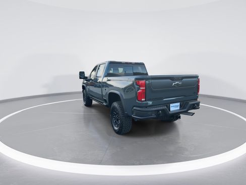 Used 2025 Chevrolet Silverado 2500 ZR2 w/ ZR2 Bison Edition image 9