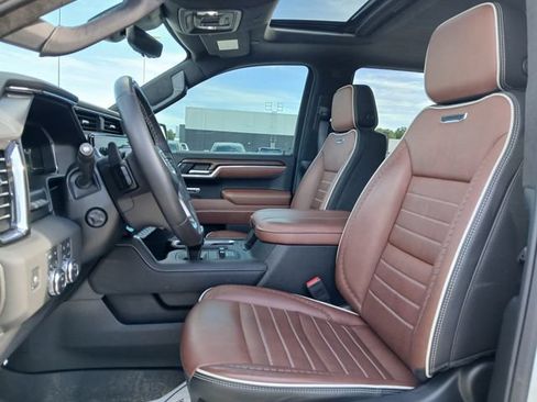 Certified 2025 GMC Sierra 1500 Denali Ultimate AWD/4WD image 15