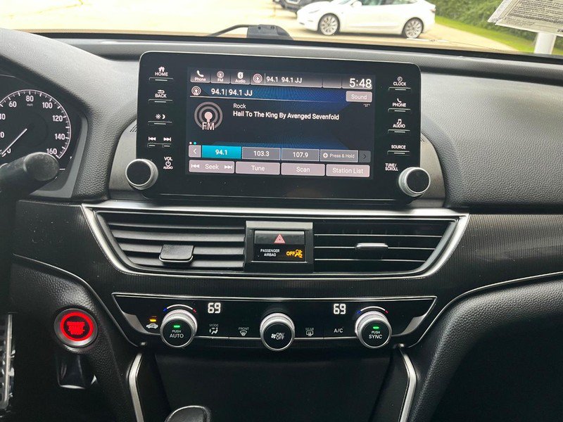 Used 2018 Honda Accord Sport image 11