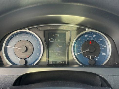 Used 2017 Toyota Camry LE image 20