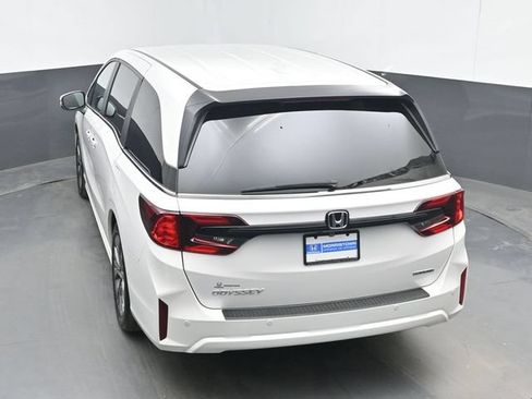 Used 2025 Honda Odyssey Touring image 36