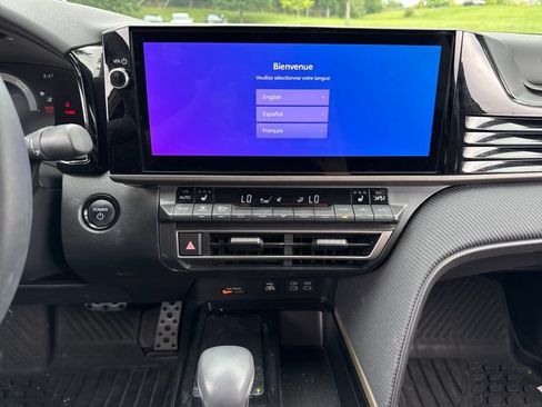 Used 2026 Toyota Camry SE w/ Multimedia Upgrade Package FWD image 28