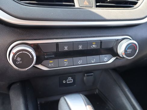 Used 2021 Nissan Altima 2.5 S FWD image 20