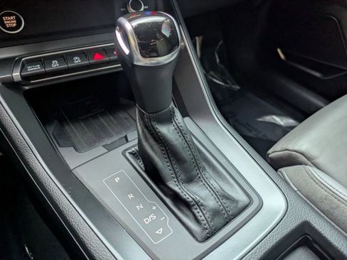 Used 2021 Audi Q3 2.0T Premium Plus w/ Premium Plus Package image 12