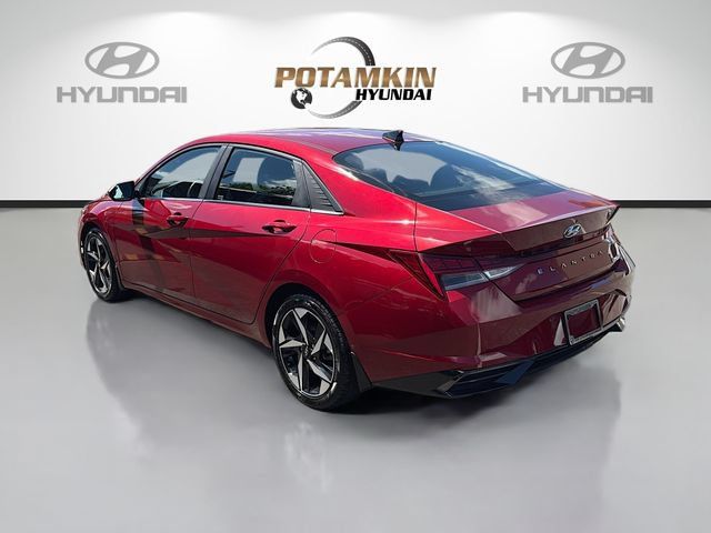 Used 2023 Hyundai Elantra Limited FWD image 7