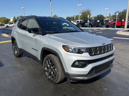 New 2026 Jeep Compass Limited image 3