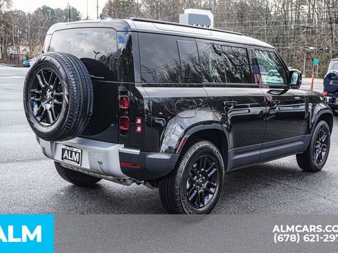 Used 2025 Land Rover Defender 110 S image 6