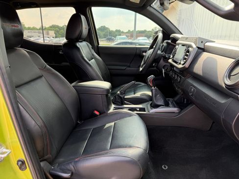 Used 2022 Toyota Tacoma TRD Pro AWD/4WD image 14