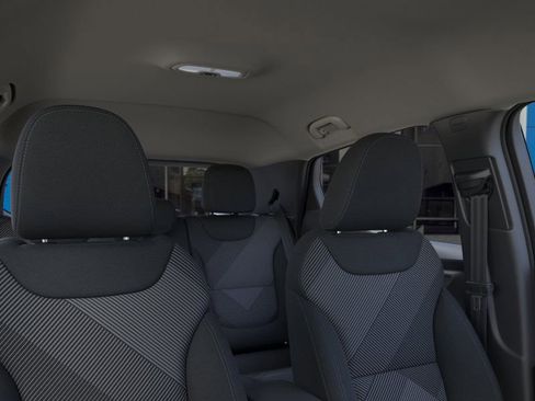 New 2027 Chevrolet Bolt LT w/ Comfort Package image 24