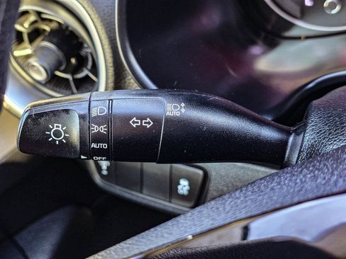 Used 2024 Kia Forte LXS image 19