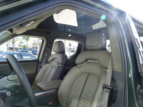 Used 2023 Rivian R1T Adventure image 10