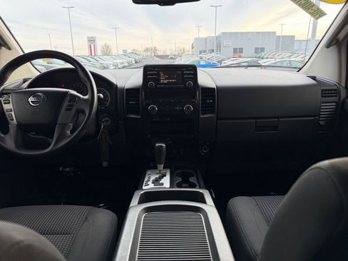 Used 2014 Nissan Titan SV w/ SV Value Truck Package image 25