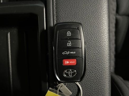 Used 2022 Toyota Tundra SR5 image 44