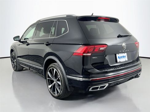 Used 2024 Volkswagen Tiguan SEL R-Line image 4