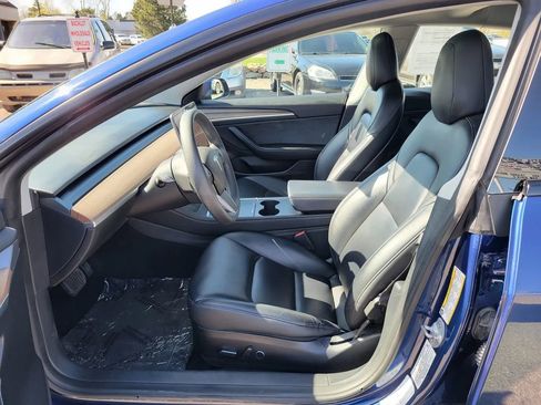 Used 2022 Tesla Model 3 Long Range AWD/4WD image 2