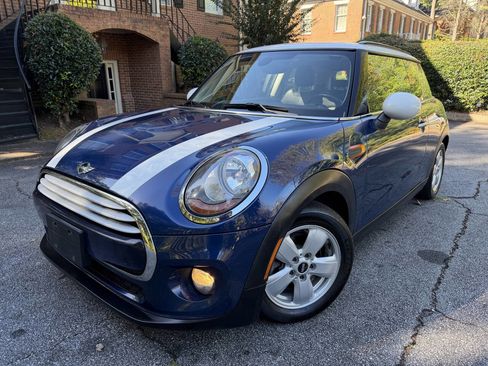 Used 2015 MINI Cooper 2-Door Hardtop image 1