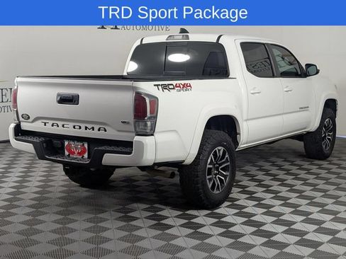 Used 2020 Toyota Tacoma TRD Sport AWD/4WD image 8