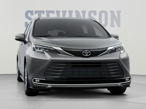 New 2026 Toyota Sienna Limited FWD image 16