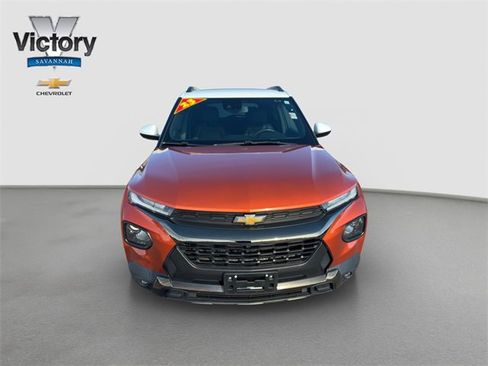 Used 2023 Chevrolet TrailBlazer ACTIV w/ Sun and Liftgate Package image 2