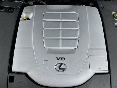 Used 2015 Lexus LS 460 AWD image 35