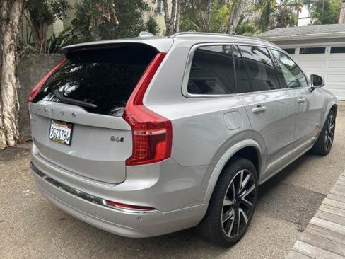 Used 2023 Volvo XC90 B6 Plus AWD/4WD image 3