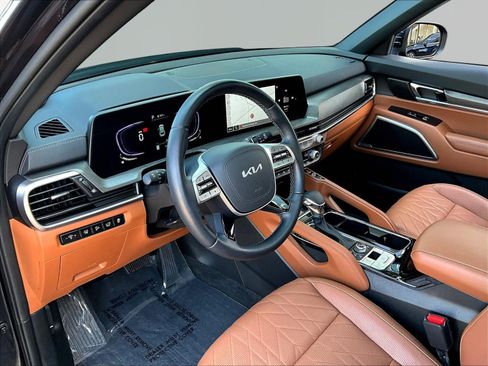 Used 2025 Kia Telluride EX X-Line AWD/4WD image 16