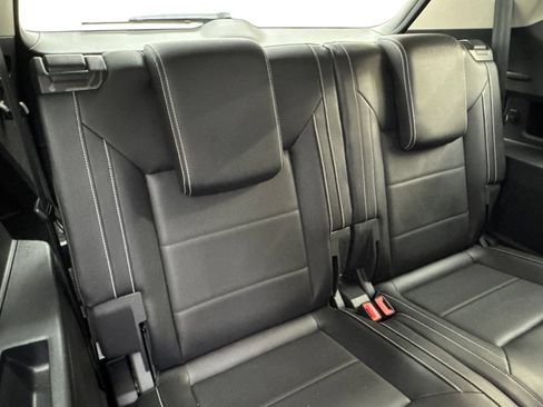 Used 2023 Volkswagen Atlas SE w/ Panoramic Sunroof Package FWD image 41