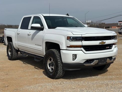 Used 2017 Chevrolet Silverado 1500 LT w/ All Star Edition image 8