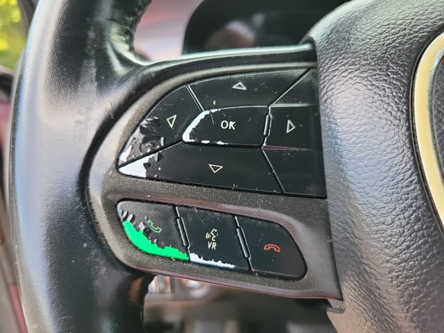 Used 2020 Dodge Charger SXT w/ Blacktop Package RWD image 23
