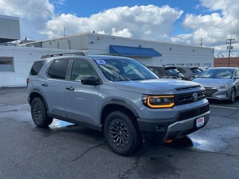 Used 2026 Honda Passport TrailSport image 2